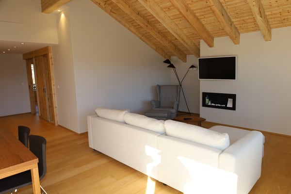 Appartement de 3.5 pièces avec vue et balcon