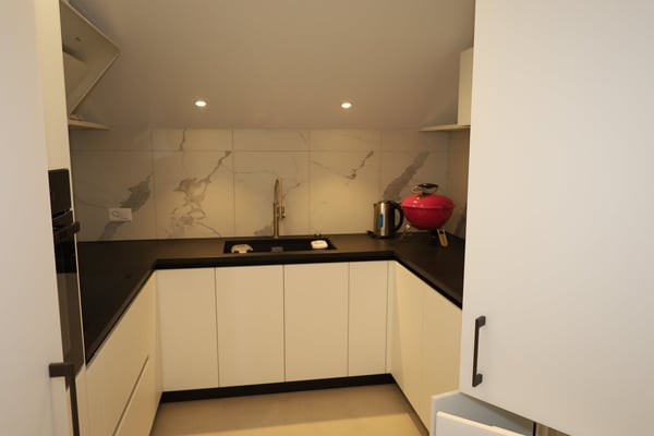 Appartement de 2.5 pièces avec vue et balcon 9