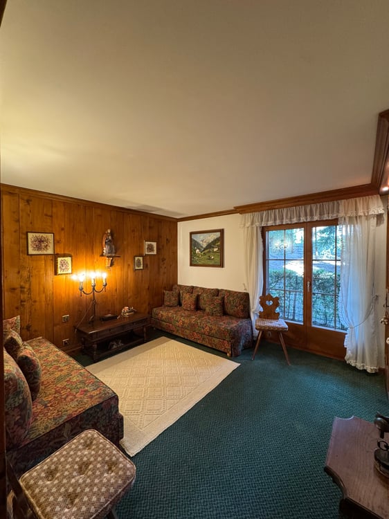 Élégant appartement de 5.5 pièces à Crans-Montana 8