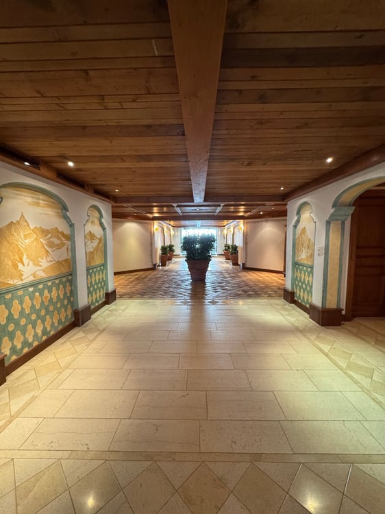 Élégant appartement de 5.5 pièces à Crans-Montana 12