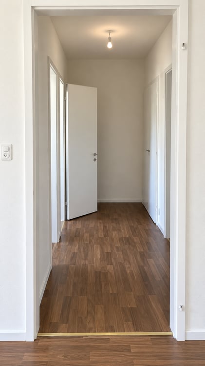 Helle und moderne 2.5 Zimmerwohnung an zentraler Lage 1