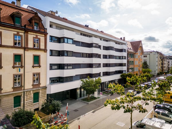 Einstellhallenplatz an zentraler Lage in Basel zu vermieten 1