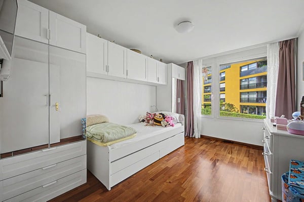 3.5-Zimmer-Wohnung in Unterengstringen - Ihr Rückzugsort an der Limmat 9