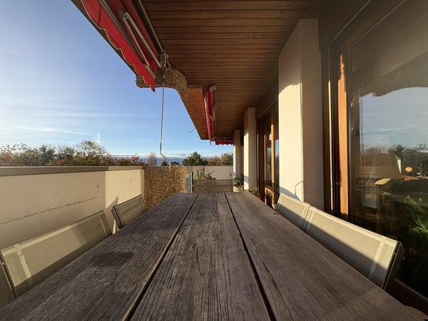 Rare à Cologny : 1 pièces avec vue panoramique 3