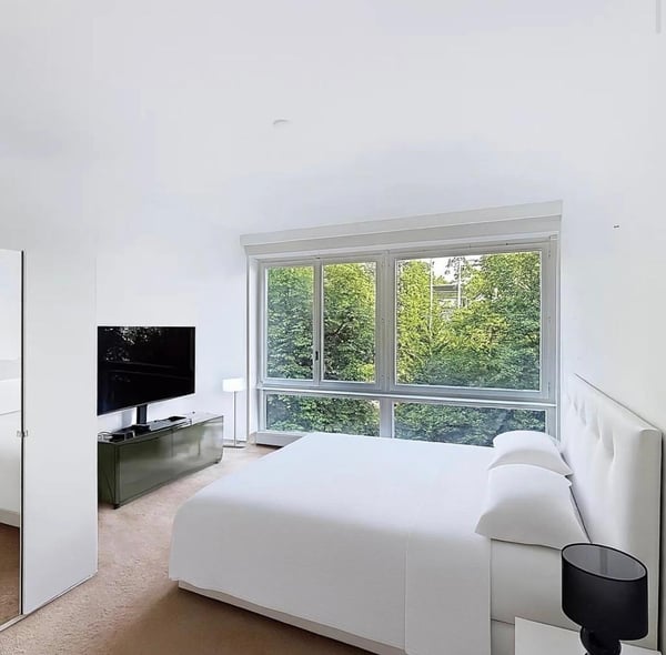 Florissant : Bel appartement de 3 pièces avec balcon, piscine et parking 3