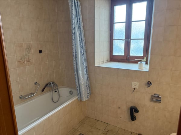 Exclusivité ? Bien à rénover avec fort potentiel à Givrins 7