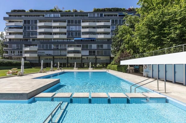 En exclusivité : Bel appartement de 3 pièces avec balcon, piscine et parking ? Cadre de vie idéal 1