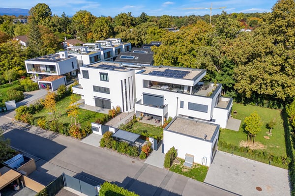 En exclusivité - Chêne-Bougeries - Élégant duplex de 4 pièces avec jardin privatif de 308 m² 1