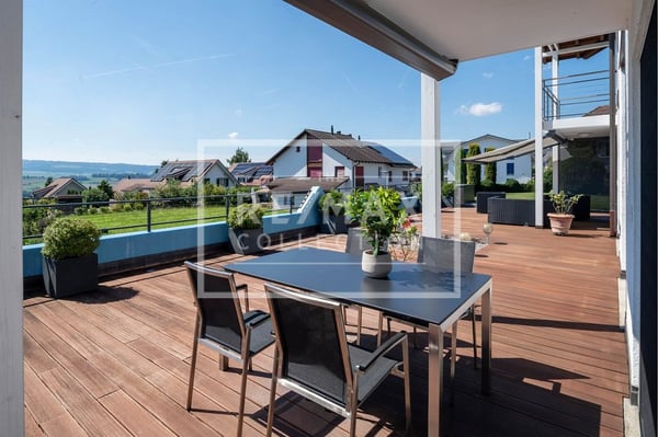 Sehr gepflegtes 1.5 Zimmer-Doppel-Einfamilienhaus mit 250 m² Netto-Wohnfläche 2