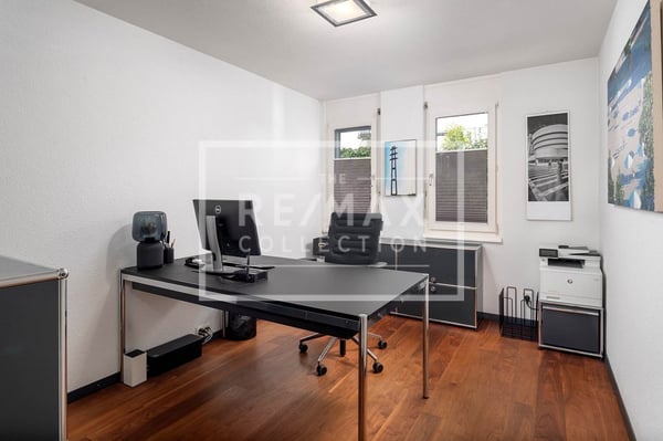 Sehr gepflegtes 1.5 Zimmer-Doppel-Einfamilienhaus mit 250 m² Netto-Wohnfläche 6