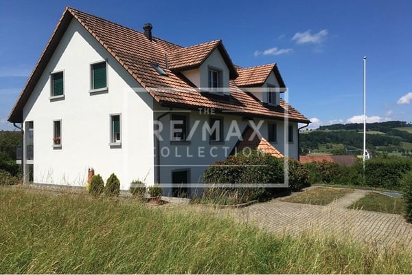 Sonnige Dachwohnung in Bonstetten mit Traum-Aussicht, nahe Zürich 4