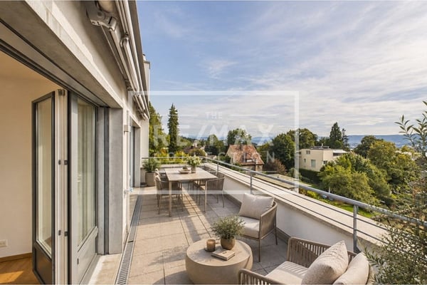 2.5 Zimmer Attikawohnung und zusätzliches Studio am Zürichberg