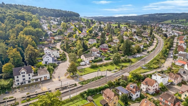 Freistehendes Einfamilienhaus an sonnenverwöhnter Lage 12