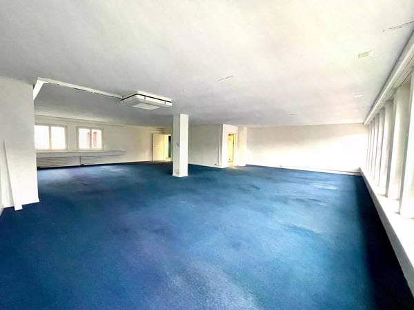 250 m² Bürofläche mit Fensterfront in Aarau mieten 2