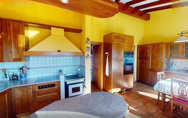 Stil & Komfort in erstklassiger Lage mit Seeblick 11