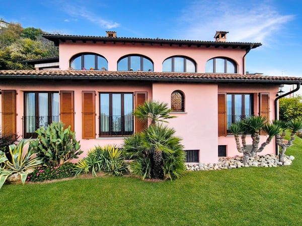 Stil & Komfort in erstklassiger Lage mit Seeblick 3