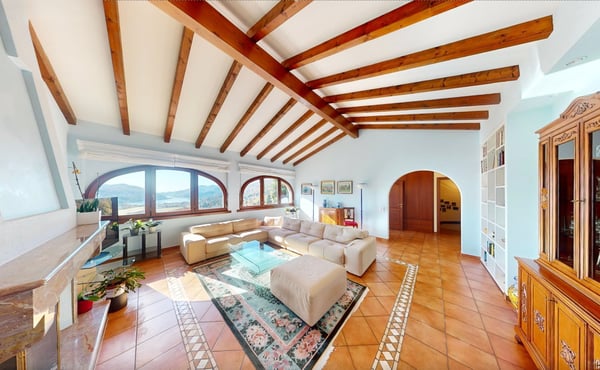 Stil & Komfort in erstklassiger Lage mit Seeblick 8