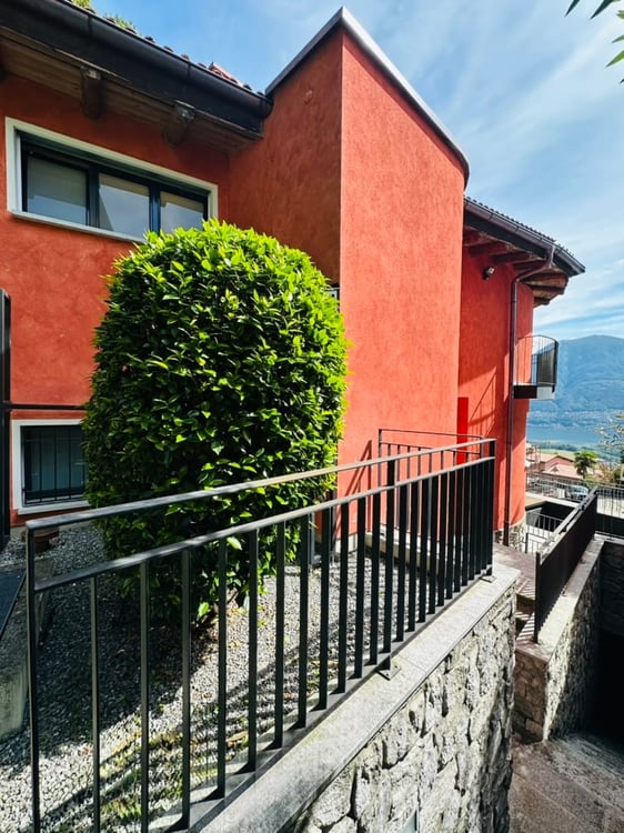 Villetta mit hohem Komfort und Panoramaseesicht 20