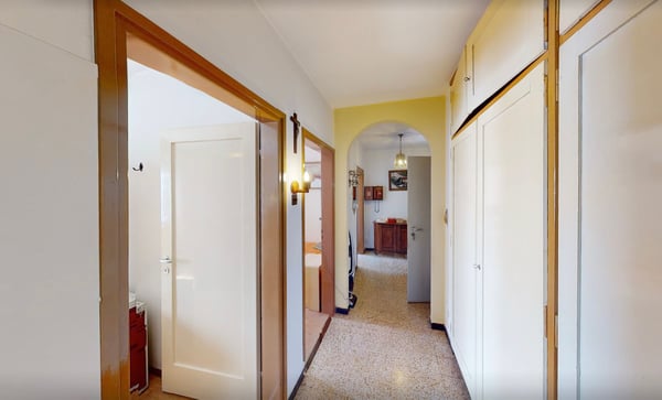 Zentrales Mehrfamilienhaus in Minusio mit Seesicht und Ausbaupotenzial 15
