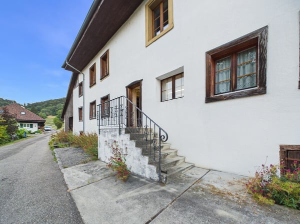 Seltene Gelegenheit: Wohnhaus mit Ökonomieteil und Baulandreserve auf 1'752 m² in Lostorf 14