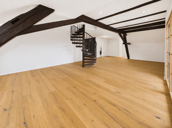 127 m² purer Wohntraum - frisch renovierte Maisonette-Wohnung in Hofstetten-Flüh 5