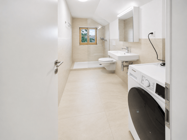 127 m² purer Wohntraum - frisch renovierte Maisonette-Wohnung in Hofstetten-Flüh 7