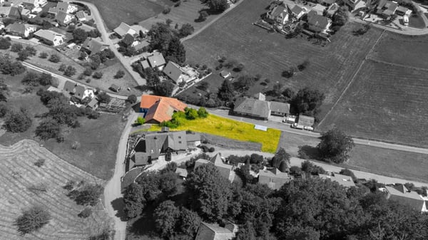 Seltene Gelegenheit: Wohnhaus mit Ökonomieteil und Baulandreserve auf 1'752 m² in Lostorf 2