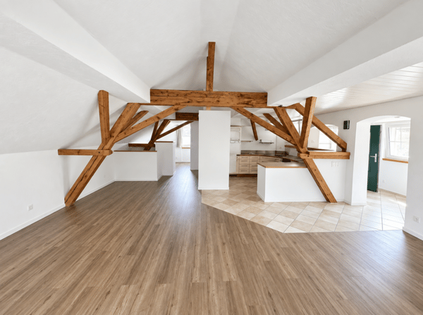 Wohnen mit Loft-Charakter - Charmante 3 Zimmer-Dachwohnung in Leibstadt 5