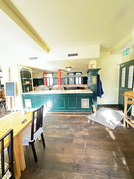 Charmantes Café-Restaurant an der Blumenstrasse in Goldach 15