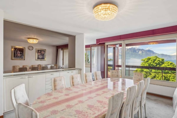 Face au Léman, spacieux 1.5 pièces à rénover 2