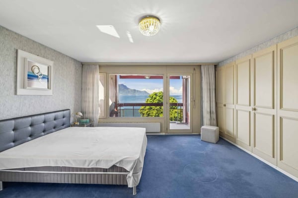 Face au Léman, spacieux 1.5 pièces à rénover 3