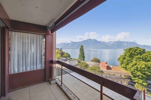 Face au Léman, spacieux 1.5 pièces à rénover 4