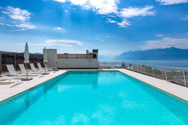 Spacieux appartement avec vue spectaculaire sur le lac et les Alpes 8