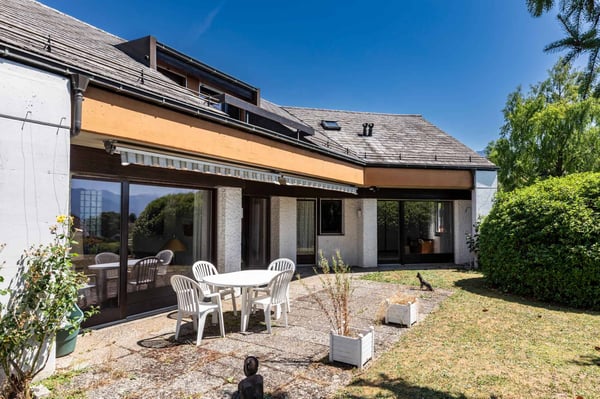 Villa d'architecte au caractère intemporel 8