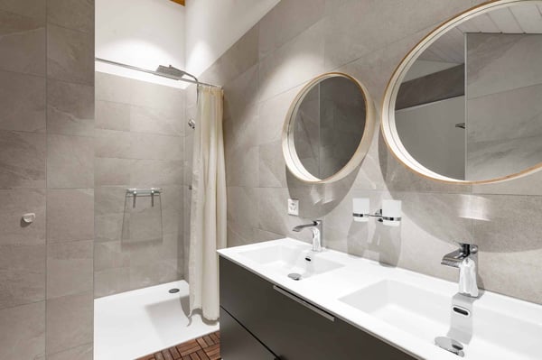 Duplex contemporain avec vue sur le Léman et les Alpes 11