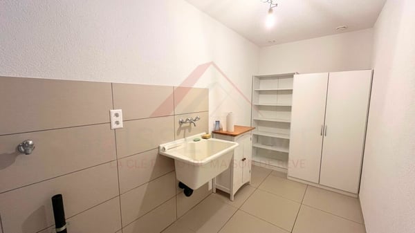 Opportunité rare à Courtételle : local commercial de 180 m² équipé, idéal bien-être, fitness ou activité paramédicale 15