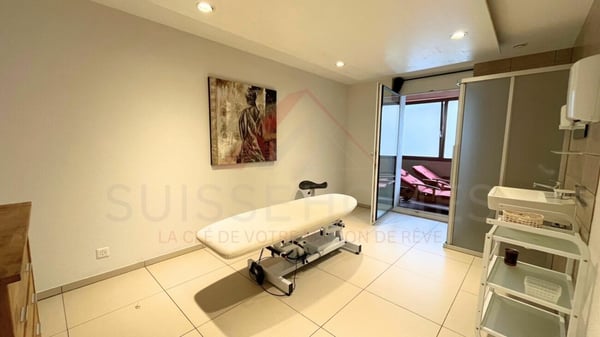 Opportunité rare à Courtételle : local commercial de 180 m² équipé, idéal bien-être, fitness ou activité paramédicale 8