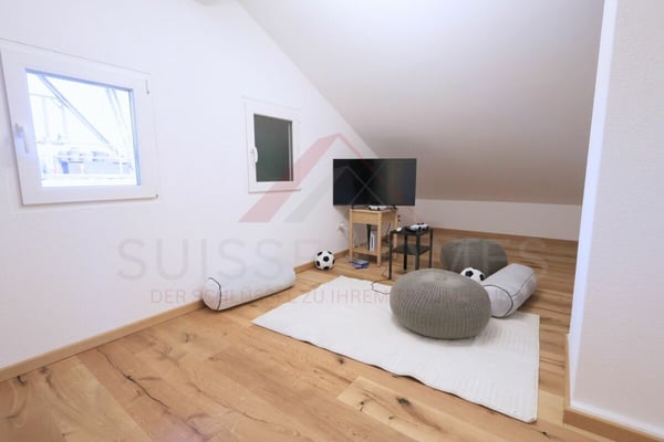 Einfamilienhaus mit modernem Wohnkomfort und charmantem Charakter - 1.5 Zimmer in 3700 Spiez 9