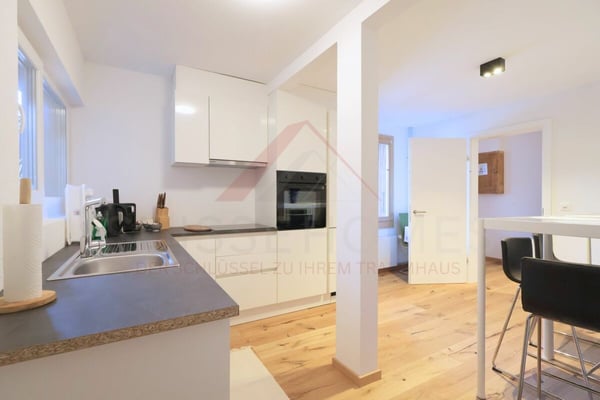 Einfamilienhaus mit modernem Wohnkomfort und charmantem Charakter - 1.5 Zimmer in 3700 Spiez 6