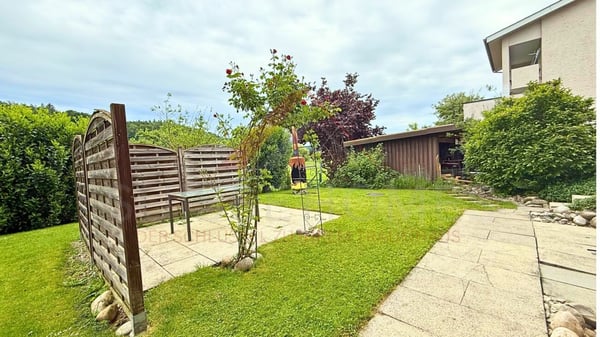 Mehrfamilienhaus mit 4.8 % Rendite - gepflegt, solide und zentral in Grasswil BE 6