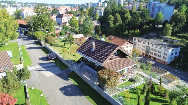 Maison individuelle de charme à La Chaux-de-Fonds - authenticité préservée et confort moderne 19