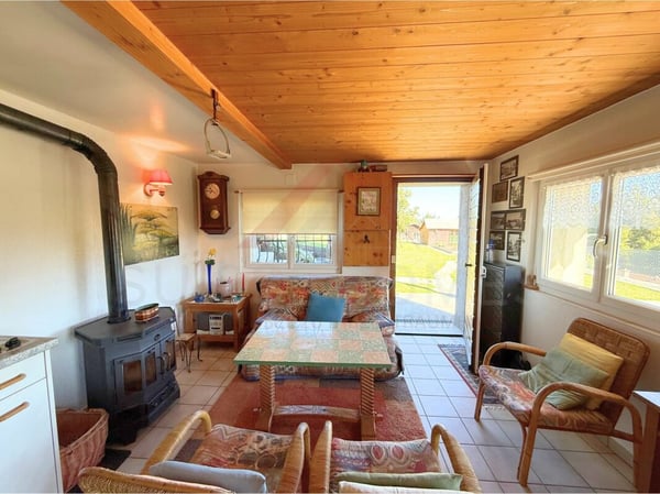 Maison individuelle de charme à La Chaux-de-Fonds - authenticité préservée et confort moderne 8