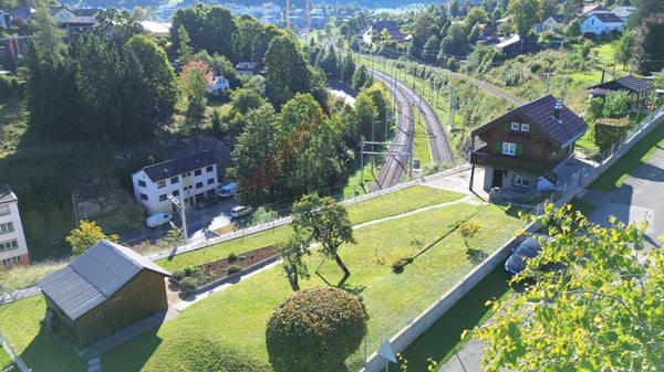 Maison individuelle de charme à La Chaux-de-Fonds - authenticité préservée et confort moderne 1