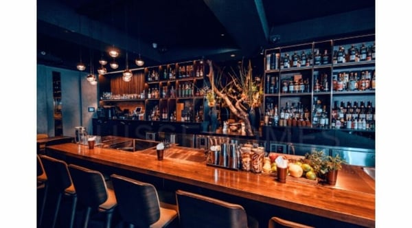 Einmalige Chance: Kult-Bar & Disco in Bern 11