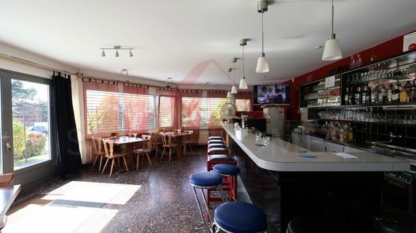 Wohn- und Geschäftsobjekt in Fahy (JU) - Charme und Potenzial zum Wohnen und Arbeiten am selben Ort 4