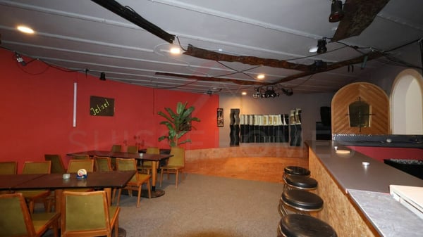 Wohn- und Geschäftsobjekt in Fahy (JU) - Charme und Potenzial zum Wohnen und Arbeiten am selben Ort 8