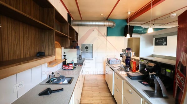 Attraktives Wohn- und Geschäftshaus mit Restaurant und Entwicklungsmöglichkeiten in Plaffeien 10