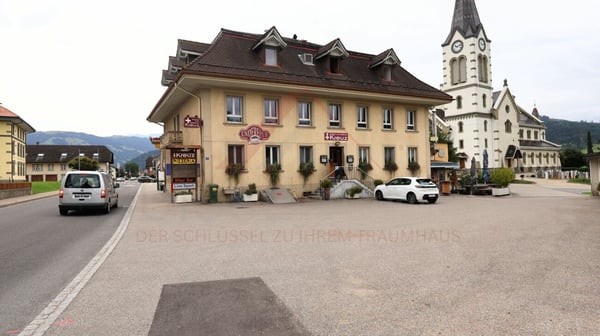 Attraktives Wohn- und Geschäftshaus mit Restaurant und Entwicklungsmöglichkeiten in Plaffeien 27