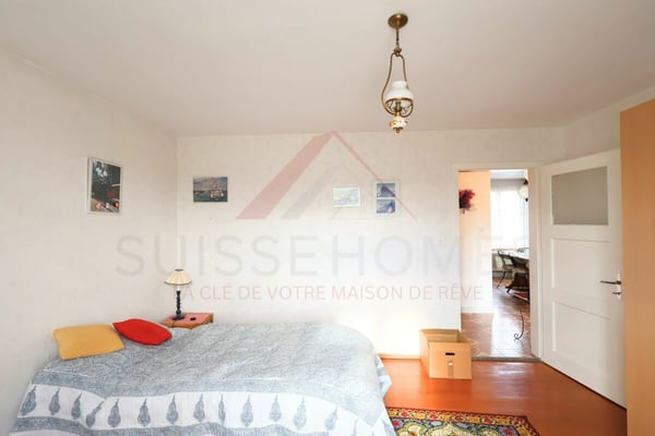 Projet immobilier à saisir à Delémont - immeuble de 3 logements sur grande parcelle, à rénover ou transformer 8