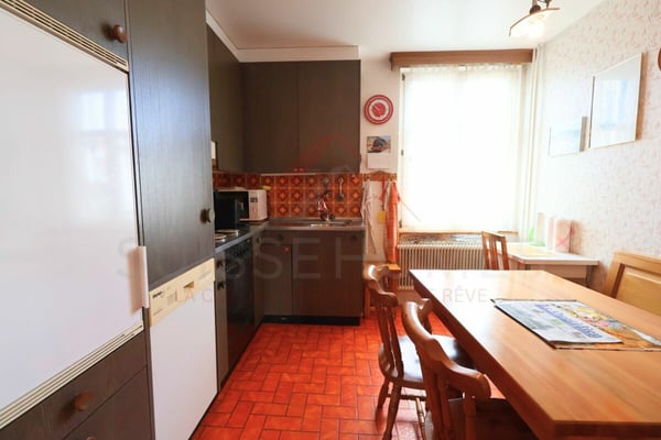 Projet immobilier à saisir à Delémont - immeuble de 3 logements sur grande parcelle, à rénover ou transformer 10